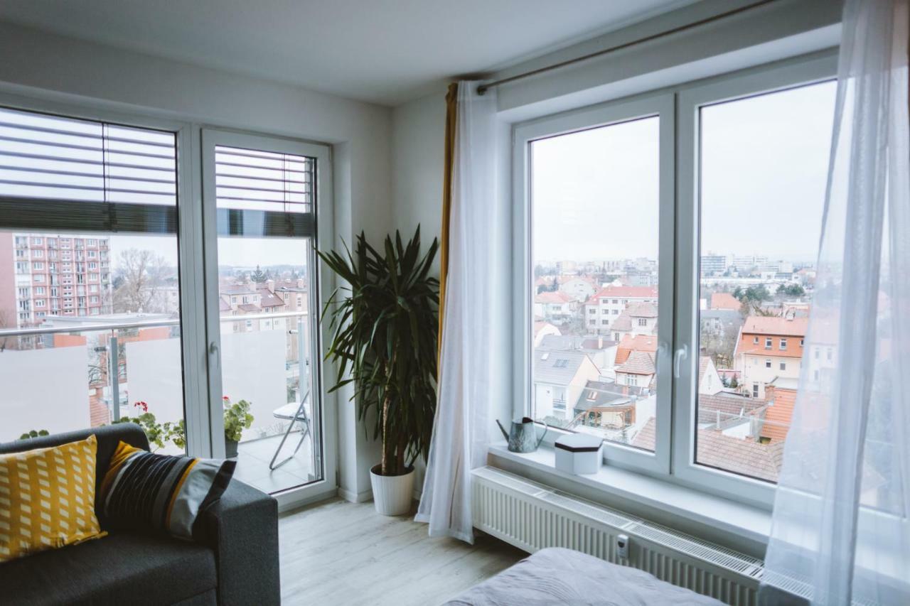 Design Apartment, The City Centre Close To The Health Spa Piest'any Exterior photo
